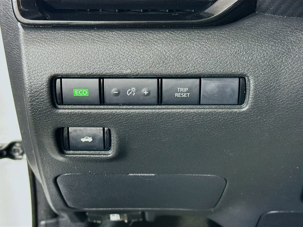 Certified 2022 Nissan Sentra SV w/ All-Weather Package image 19