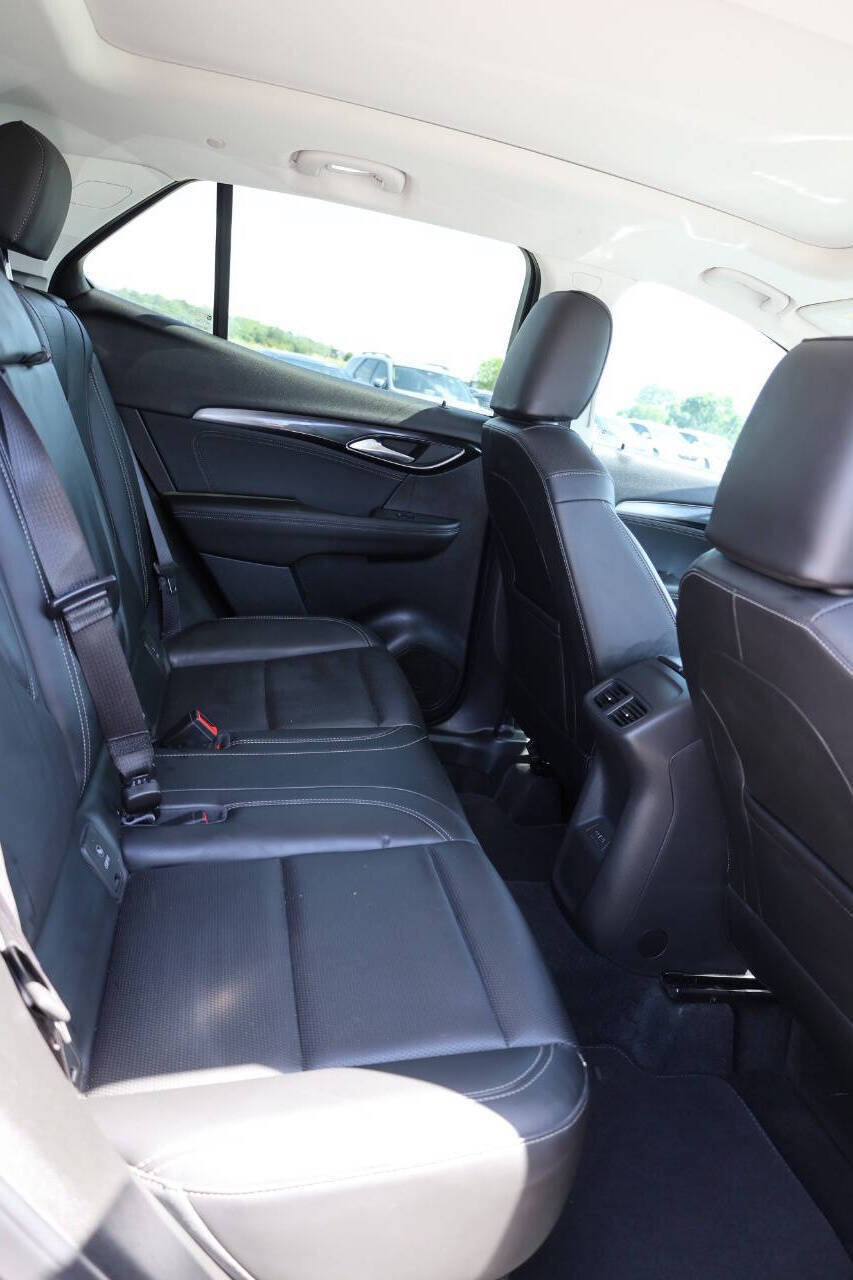 Used 2025 Buick Envision Preferred AWD/4WD image 16