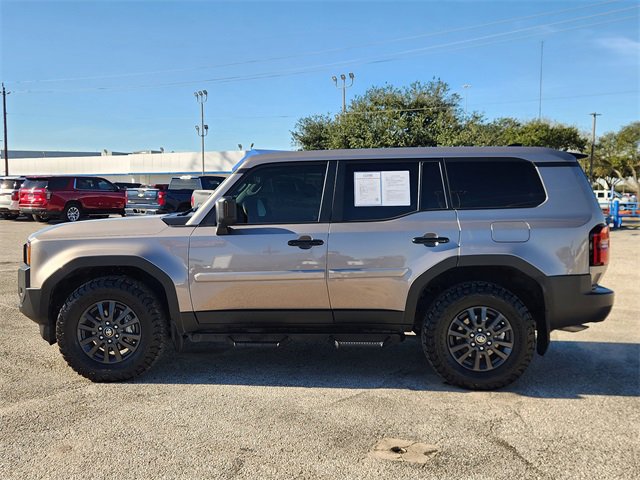 Used 2024 Toyota Land Cruiser Base image 4