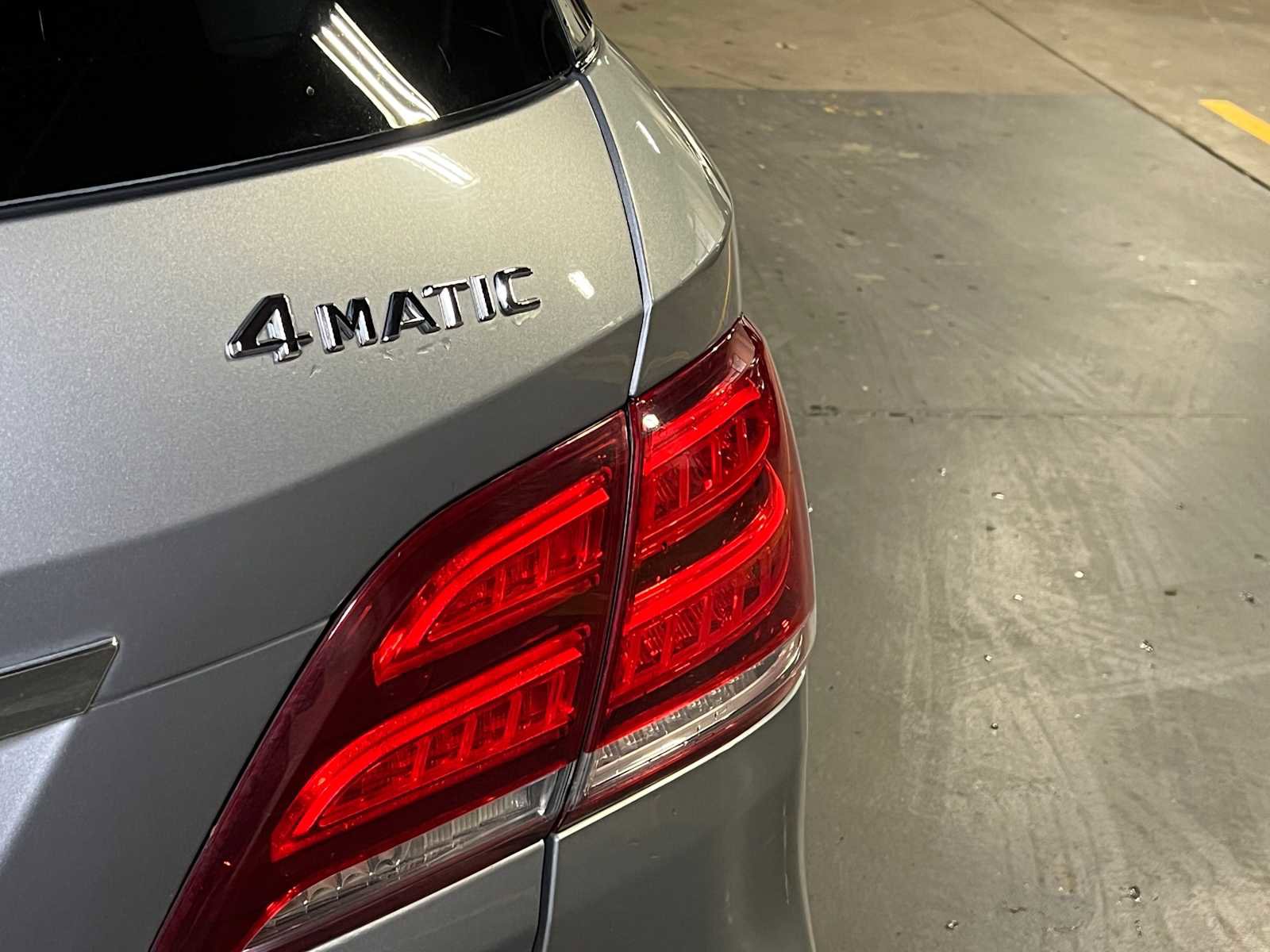 Used 2016 Mercedes-Benz GLE 400 4MATIC image 16