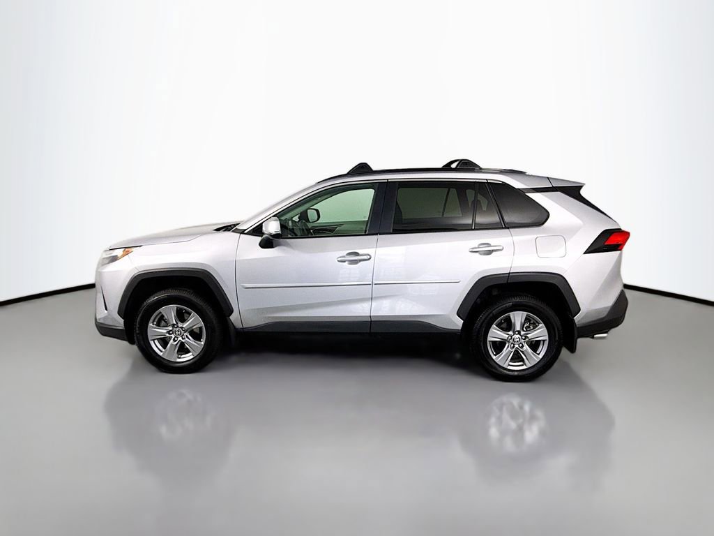Used 2022 Toyota RAV4 XLE w/ XLE Grade Weather Package AWD/4WD image 2