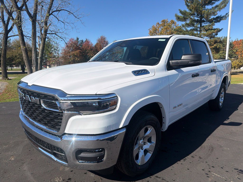 New 2027 RAM 1500 4x4 Crew Cab image 2