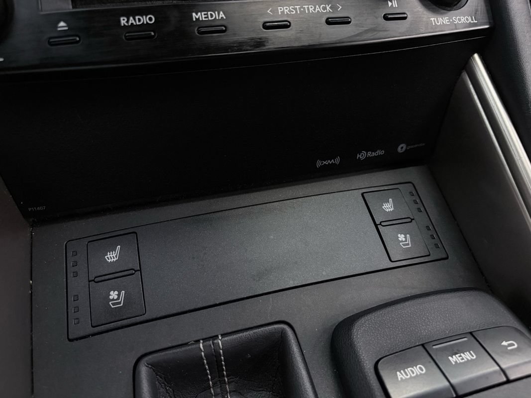 Used 2017 Lexus IS 200t F Sport w/ F Sport Package RWD image 28