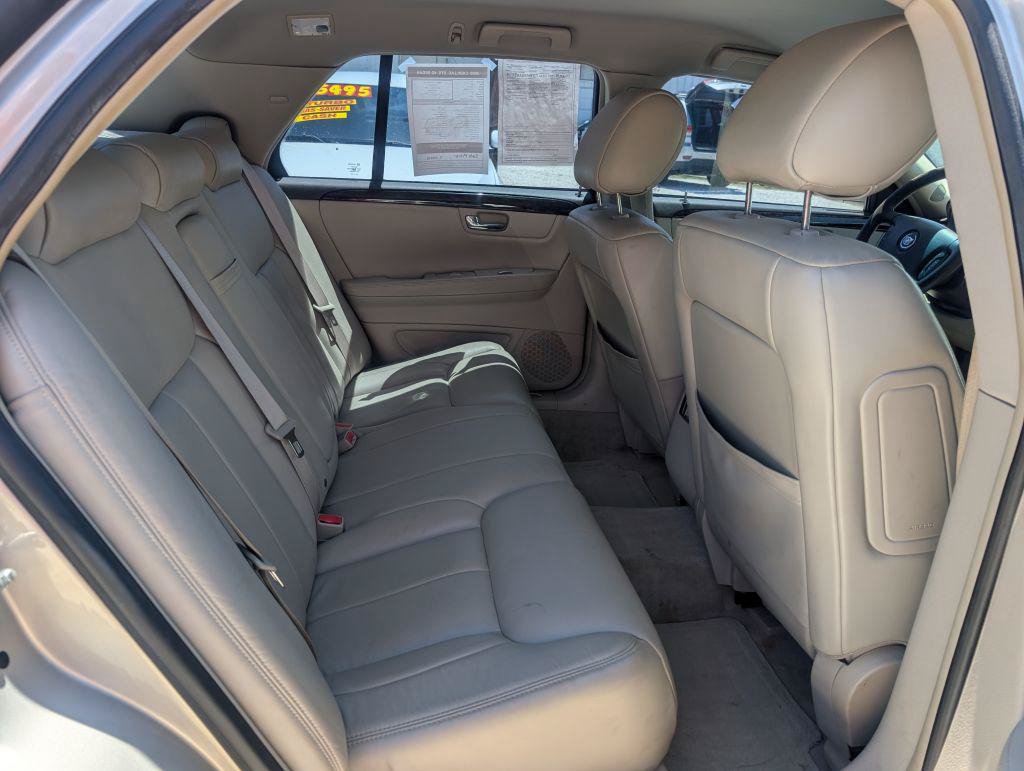 Used 2009 Cadillac DTS FWD image 12