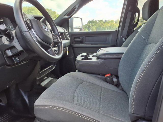 New 2024 RAM 3500 Tradesman w/ Chrome Appearance Group image 5