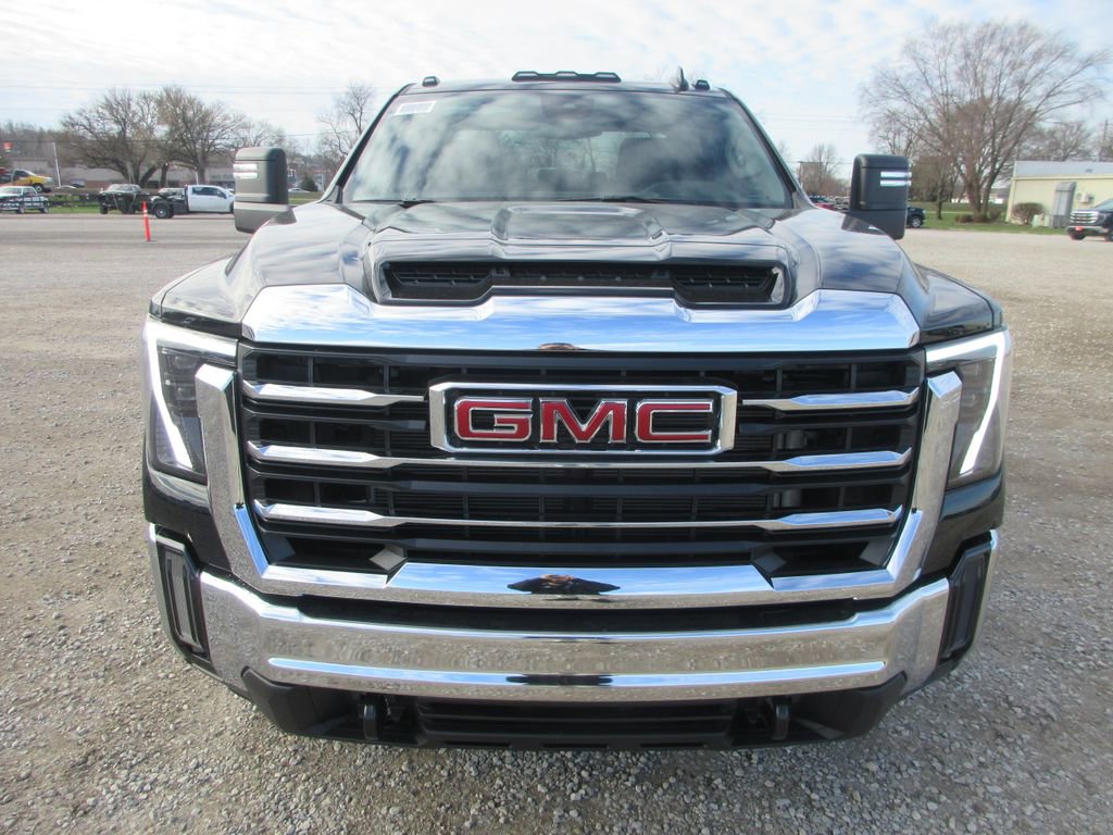 New 2026 GMC Sierra 2500 SLE w/ SLE Value Package; image 12