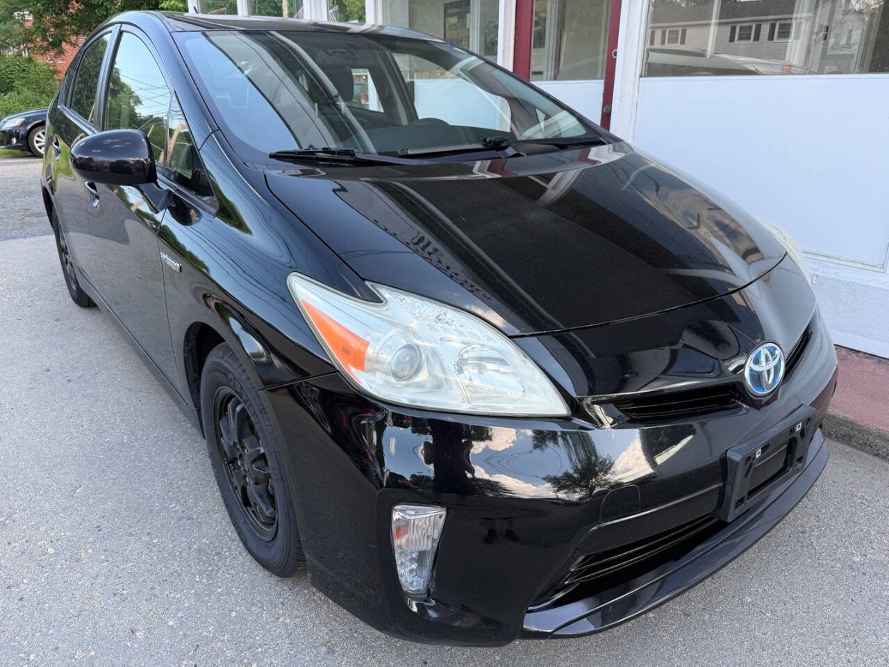 Used 2013 Toyota Prius Two FWD image 3