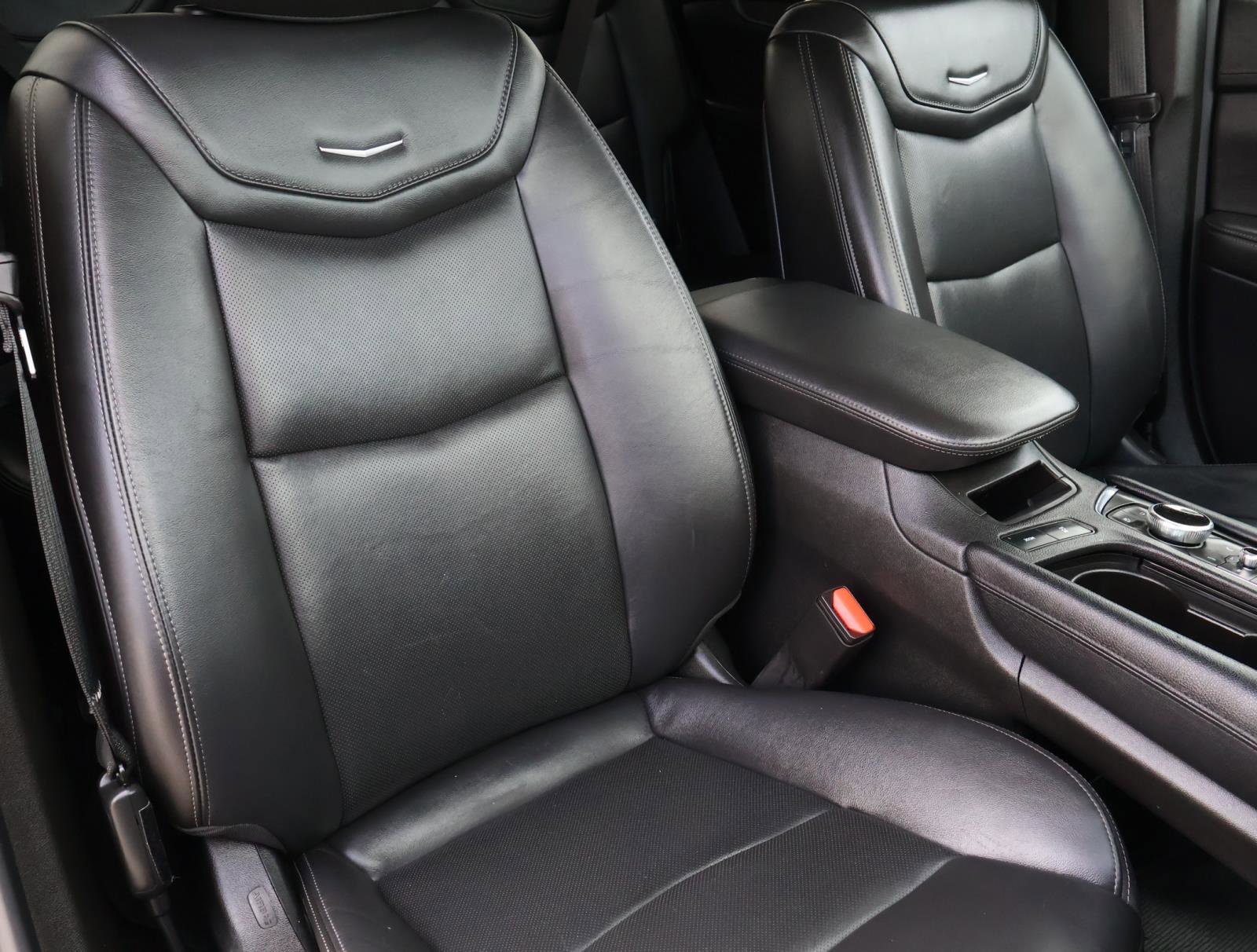 Certified 2022 Cadillac XT6 Sport w/ Technology Package image 22