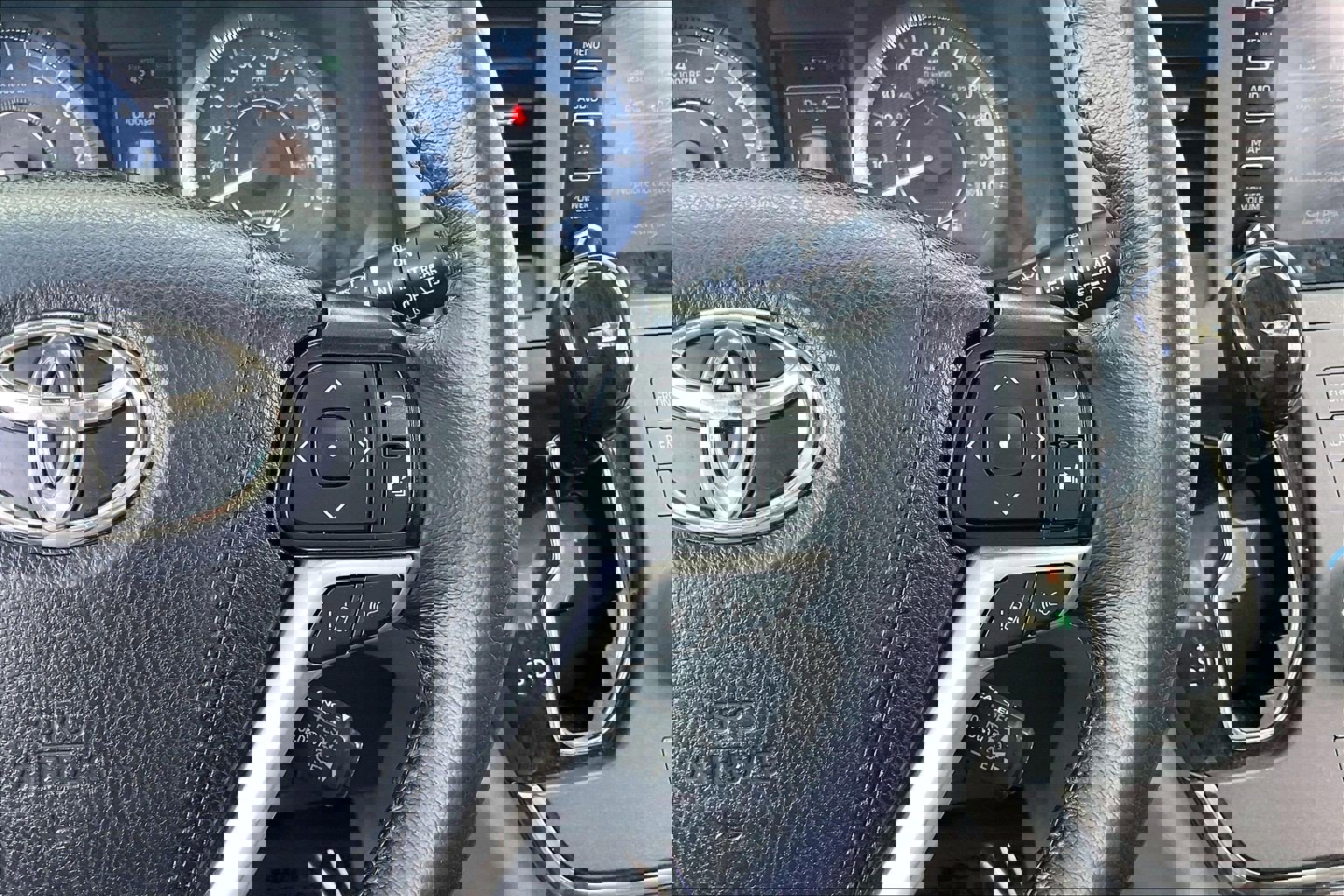 Used 2019 Toyota Sienna XLE image 24