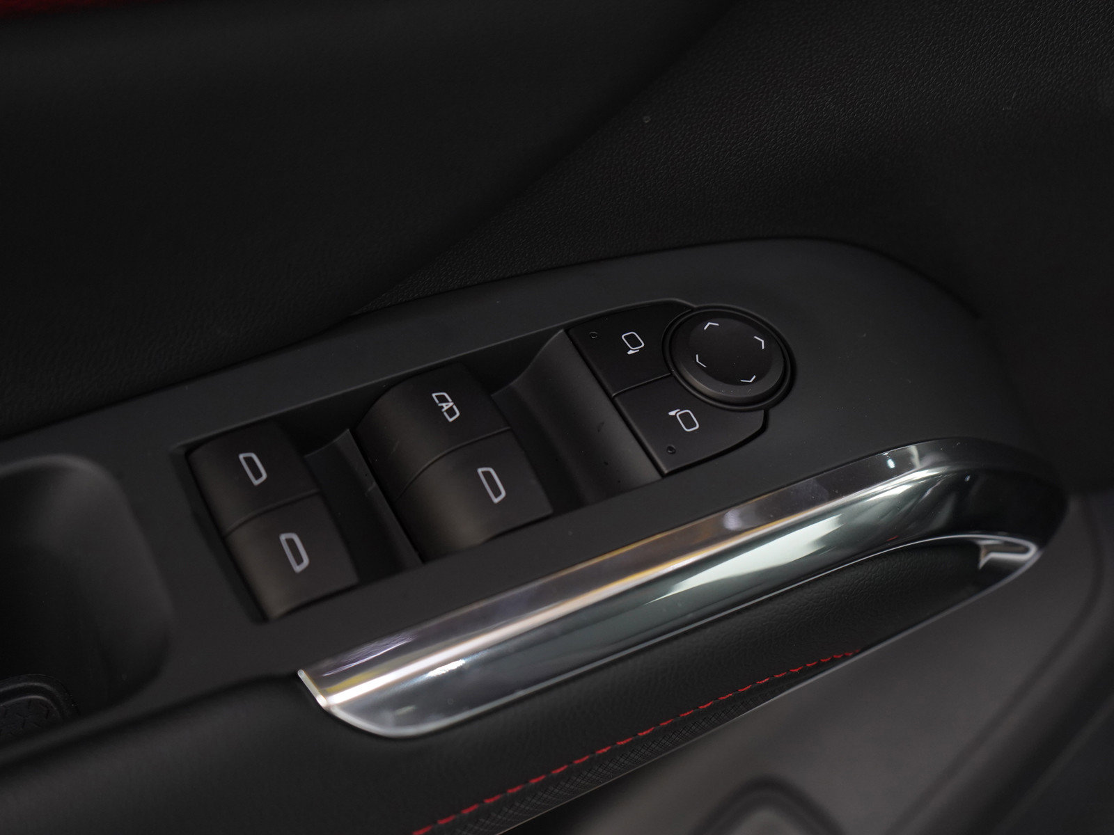 Used 2026 Chevrolet Traverse Z71 w/ Driver Confidence Package image 22