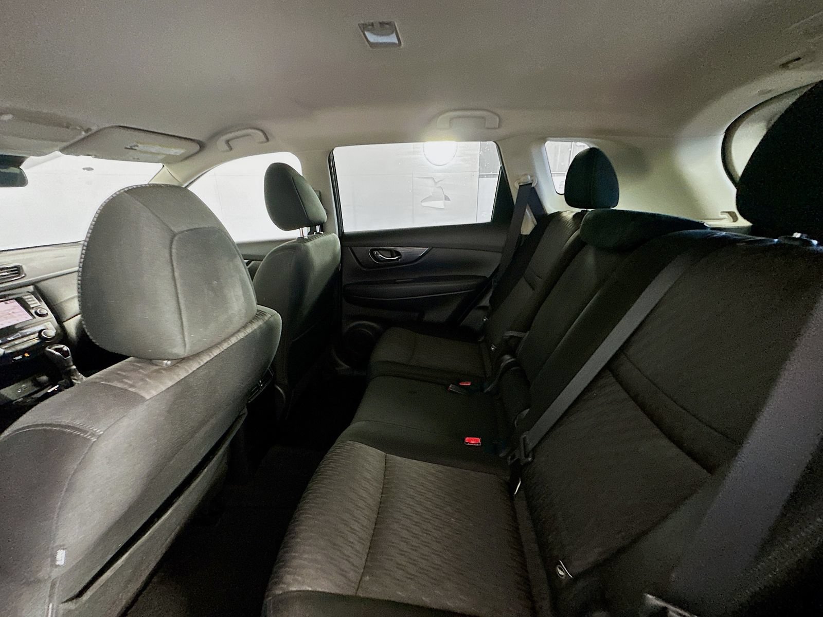 Used 2020 Nissan Rogue SV w/ Premium Package FWD image 25