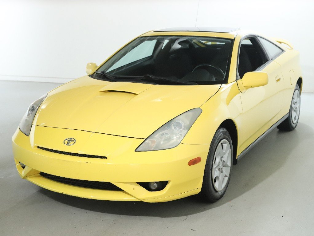 Used 2003 Toyota Celica GT image 2