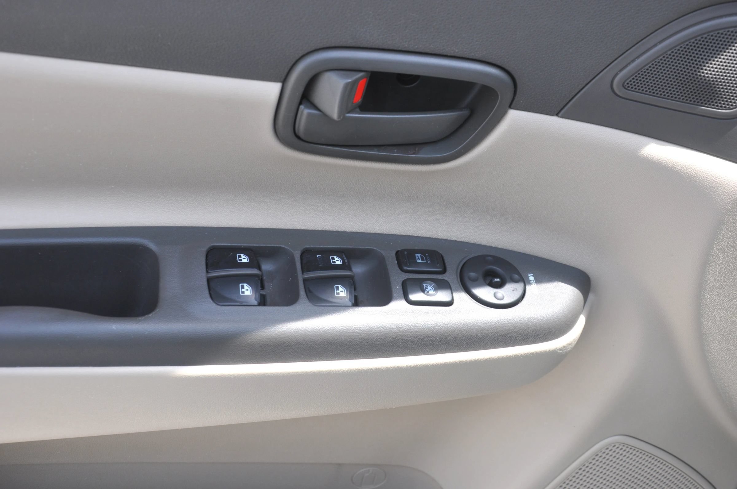 Used 2010 Hyundai Accent GLS w/ Premium Pkg 4 FWD image 15