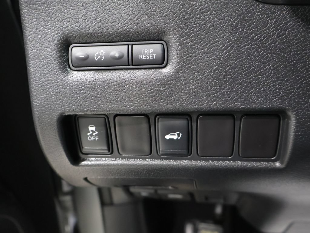 Used 2015 Nissan Murano SL w/ SL Technology Package AWD/4WD image 32