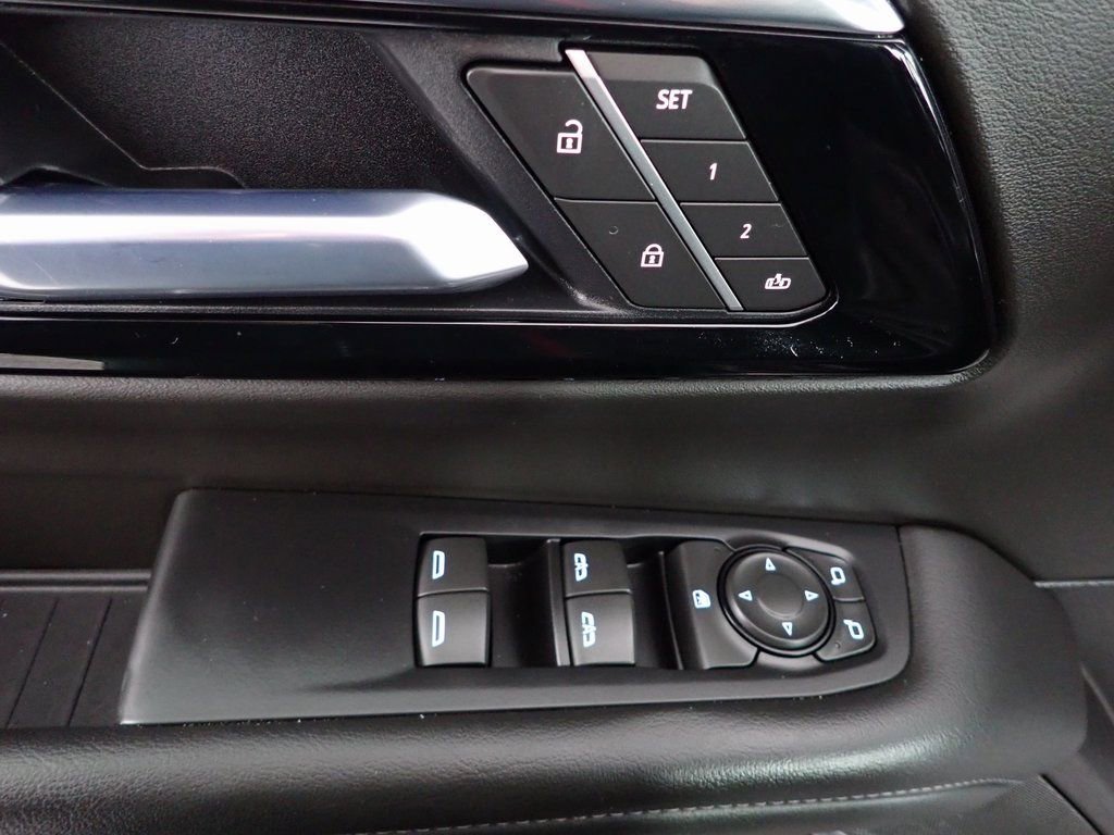 Used 2025 Chevrolet Tahoe Z71 image 23