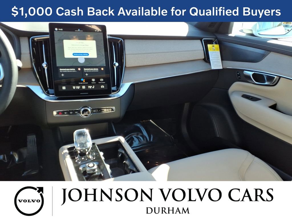 New 2026 Volvo XC90 B6 Plus w/ Protection Package Premier image 9