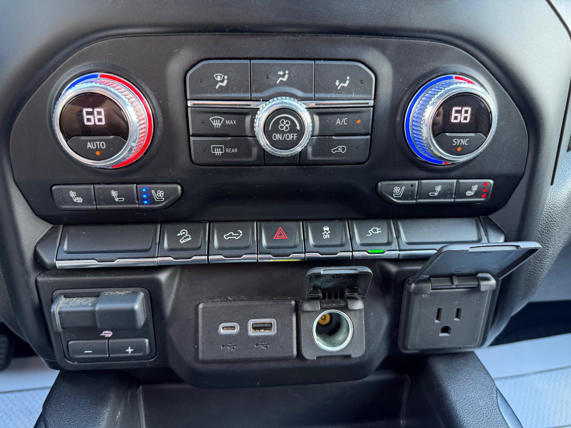Certified 2021 GMC Sierra 1500 AT4 AWD/4WD image 27