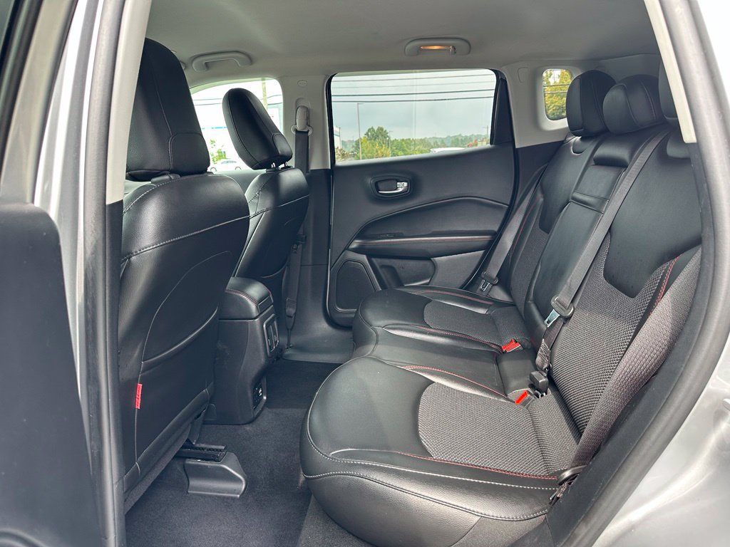 Used 2019 Jeep Compass Trailhawk AWD/4WD image 22
