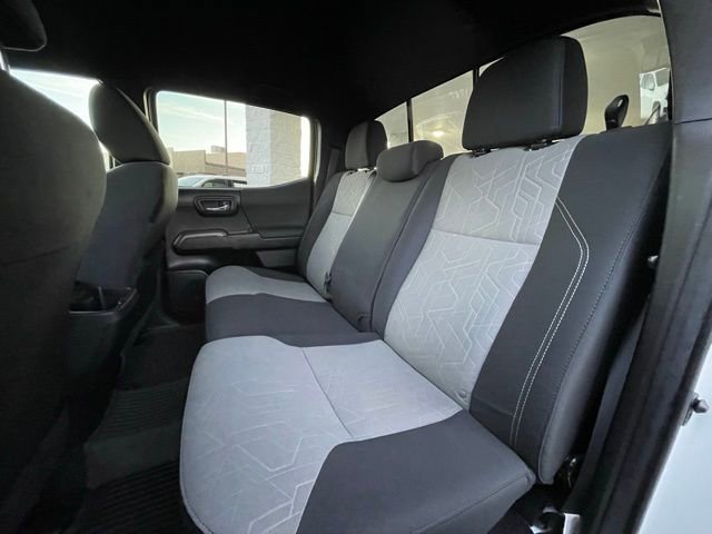 Used 2022 Toyota Tacoma TRD Sport w/ Technology Package image 22