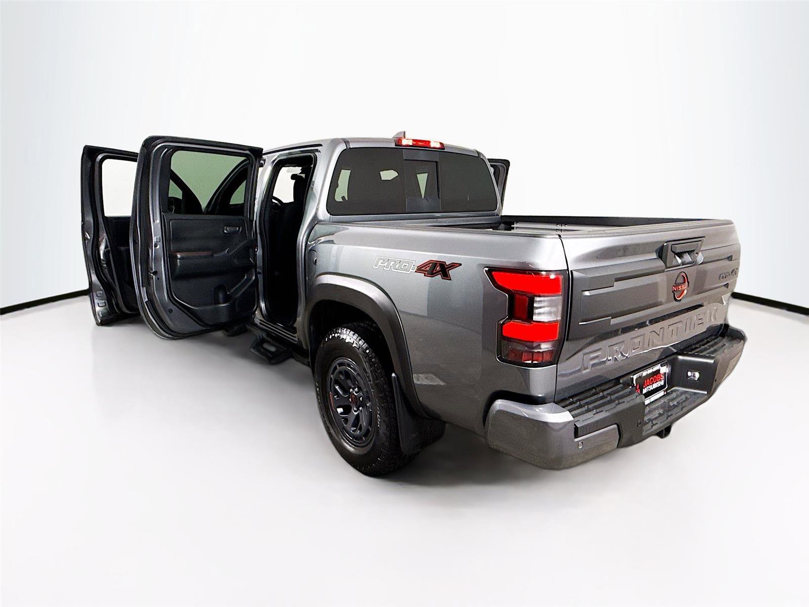 Used 2026 Nissan Frontier PRO-4X w/ Pro-4x Convenience Package AWD/4WD image 33