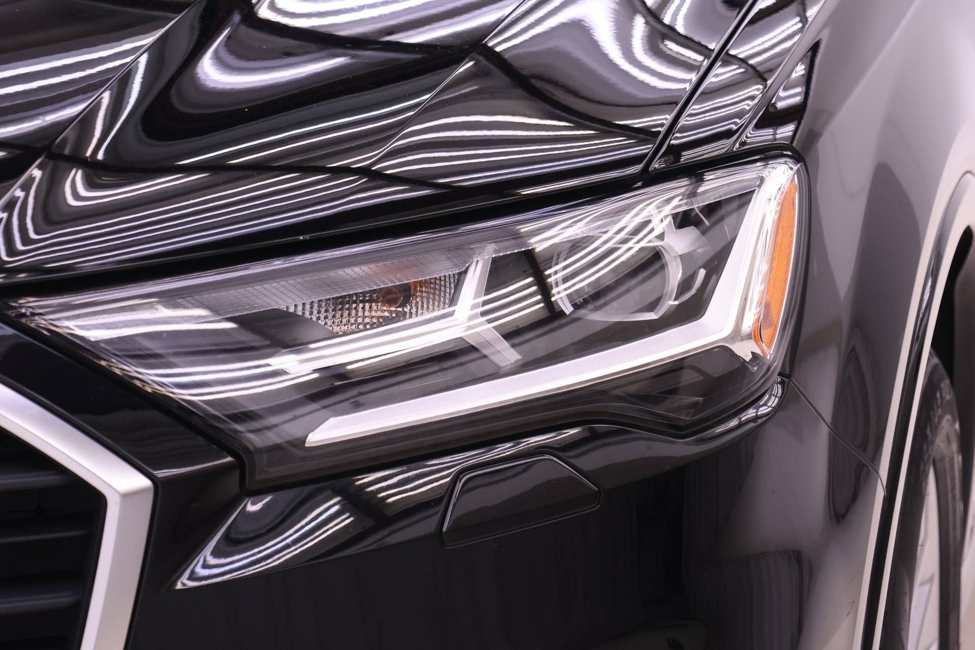 Certified 2021 Audi Q7 2.0T Premium Plus w/ Premium Plus Package AWD/4WD image 25