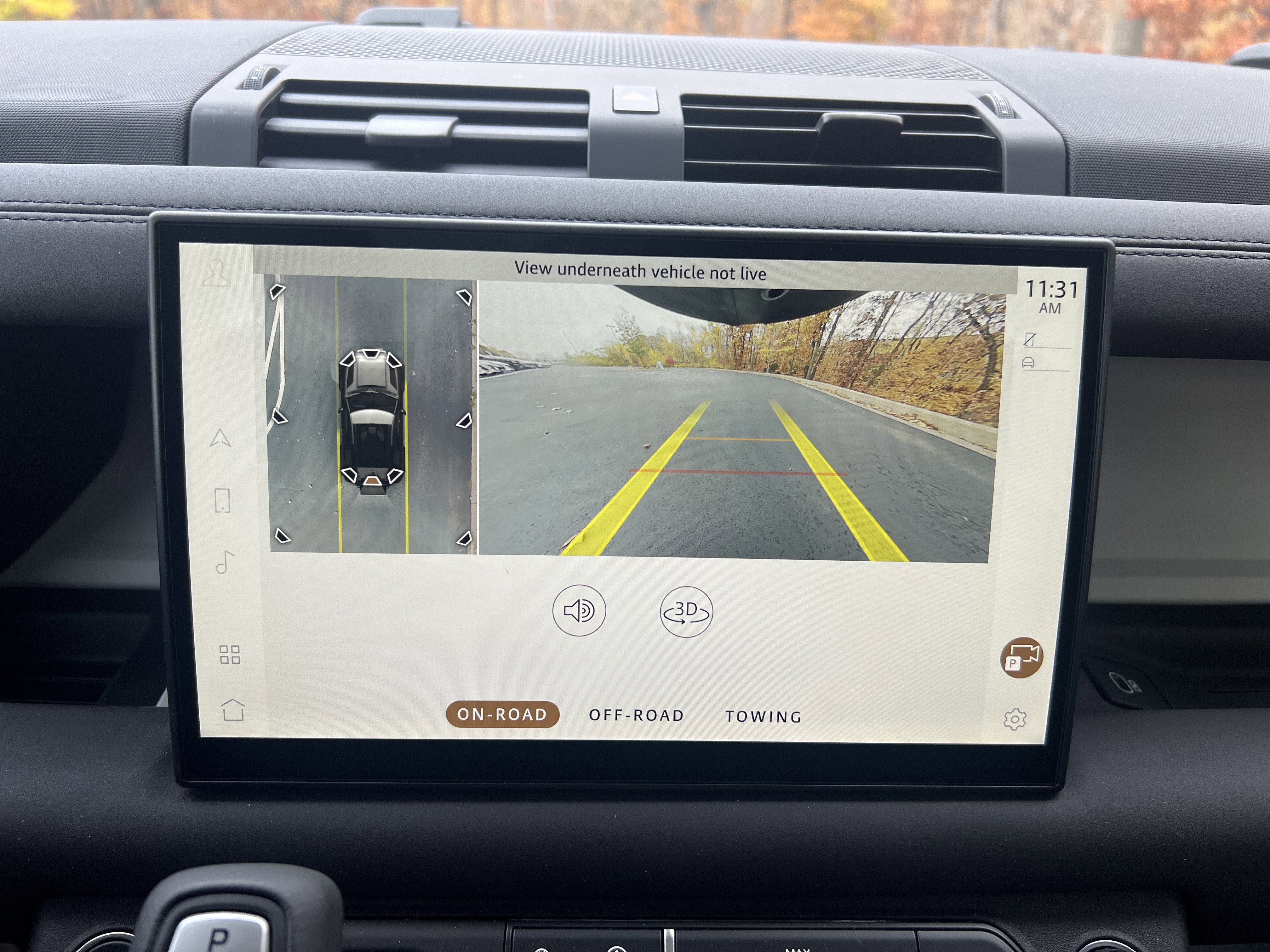 Used 2025 Land Rover Defender 90 X-Dynamic SE image 22