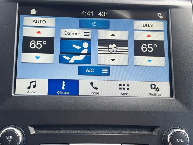 Used 2018 Ford Fusion SE image 26