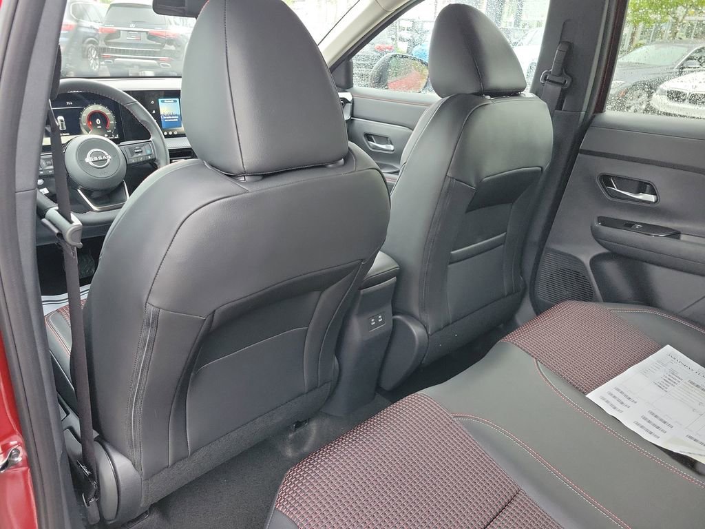 New 2026 Nissan Kicks SR image 12