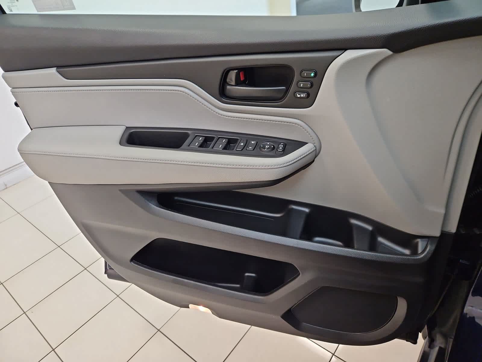 Certified 2023 Honda Odyssey EX-L image 16