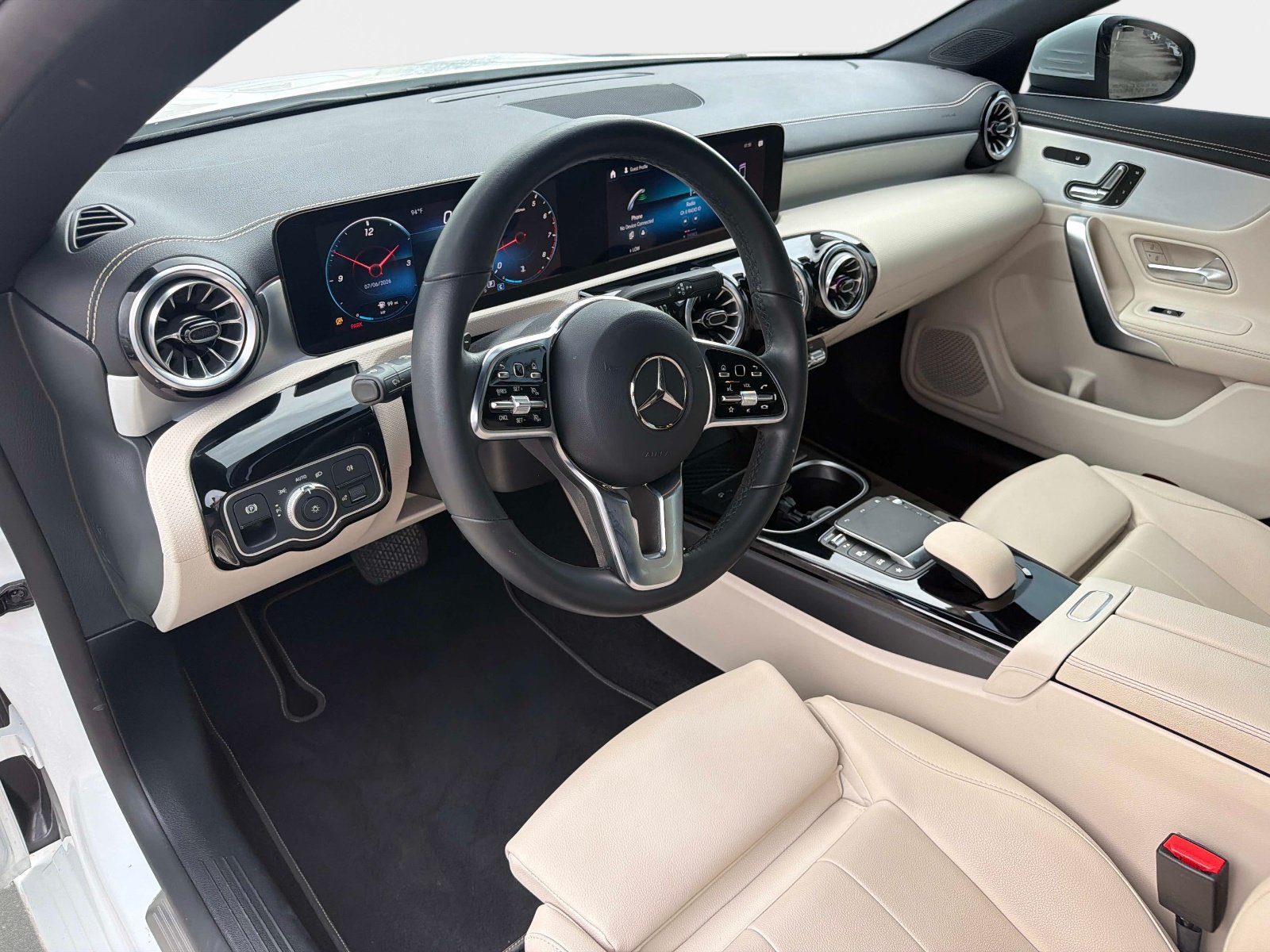 Used 2023 Mercedes-Benz CLA 250 image 17