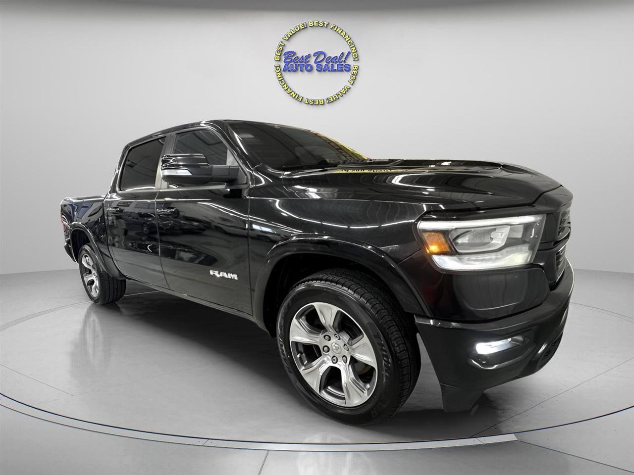 Used 2020 RAM 1500 Laramie w/ Sport Appearance Package AWD/4WD image 7