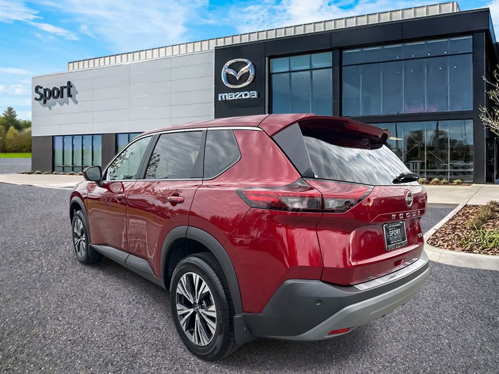 Used 2023 Nissan Rogue SV image 5