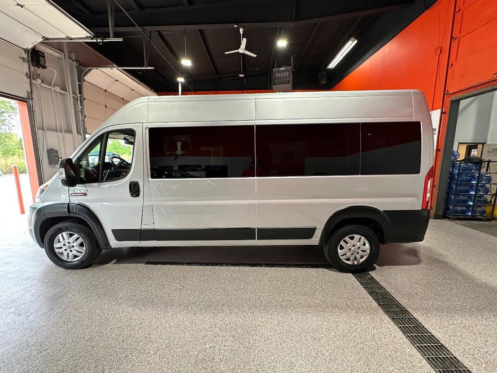 Used 2017 RAM ProMaster 2500 w/ Premium Appearance Group image 8