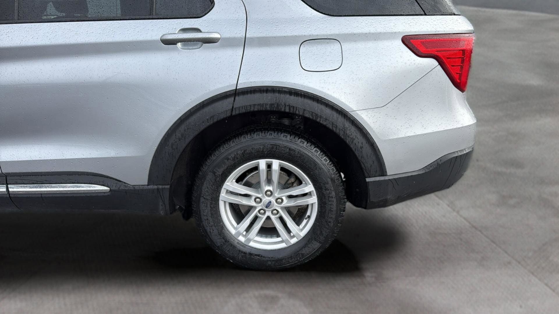 Certified 2022 Ford Explorer XLT w/ Class IV Trailer Tow Package image 25