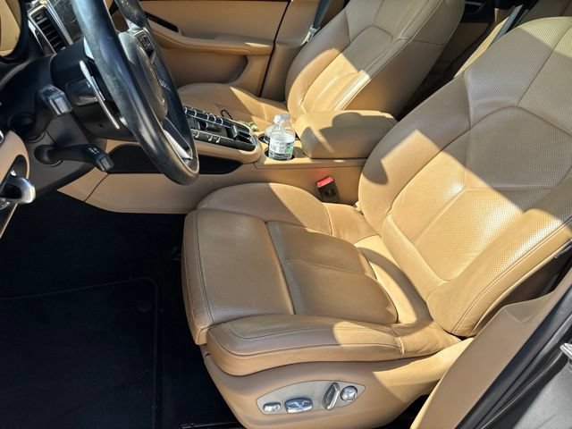 Used 2017 Porsche Macan AWD/4WD image 8