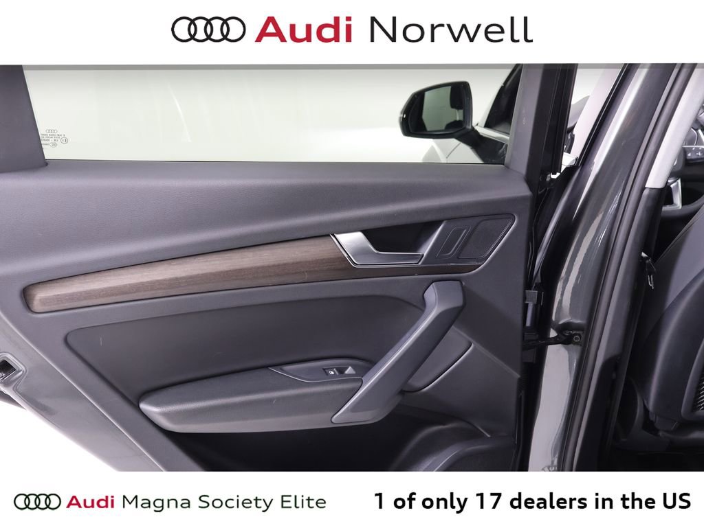Used 2023 Audi Q5 2.0T Premium w/ Convenience Package AWD/4WD image 21