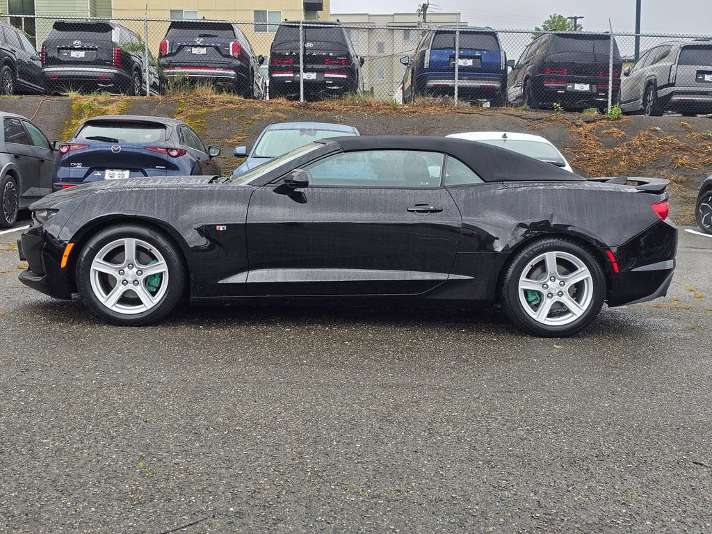 Used 2019 Chevrolet Camaro LT RWD image 5