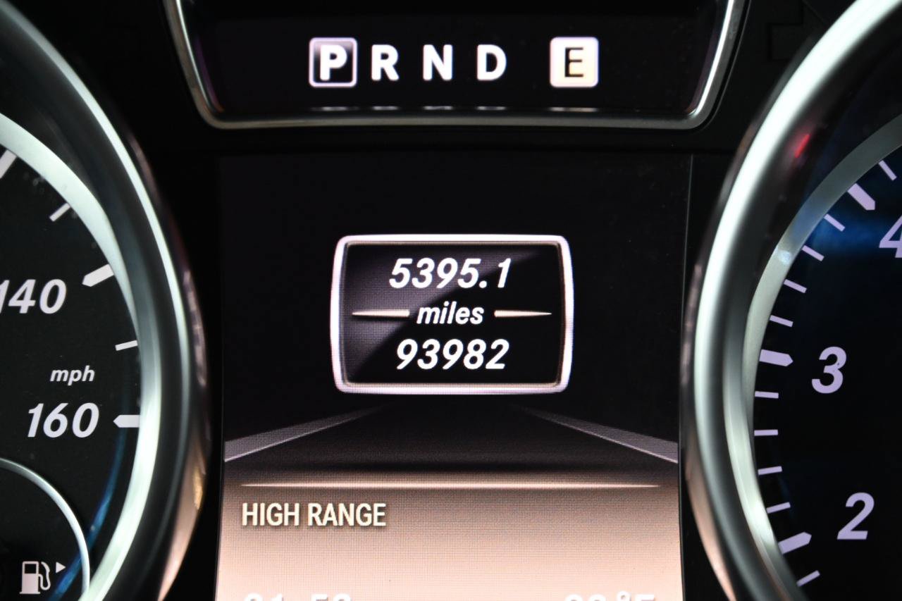 Used 2015 Mercedes-Benz G 550 image 27