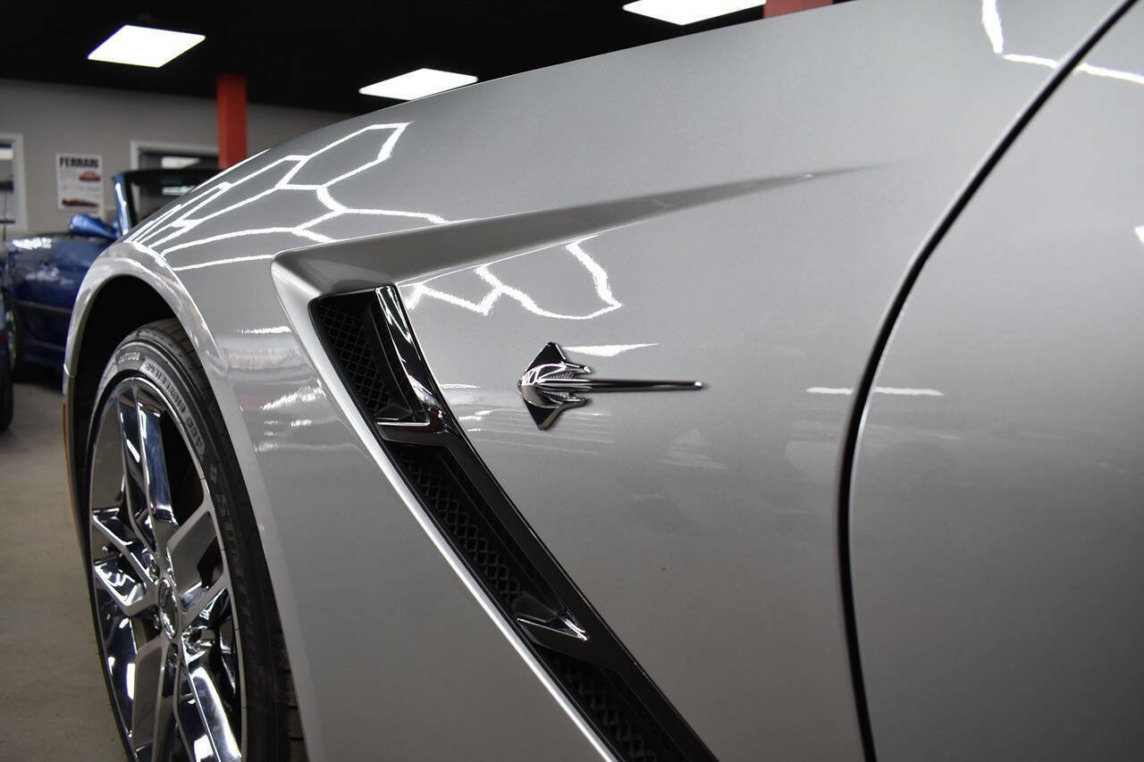 Used 2014 Chevrolet Corvette Stingray Convertible w/ 2LT Preferred Equipment Group image 34