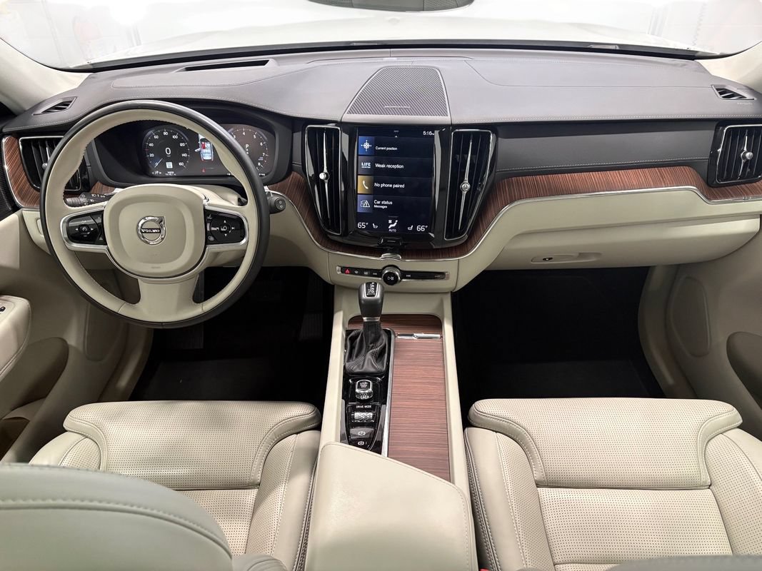 Used 2019 Volvo XC60 T5 Inscription AWD/4WD image 18