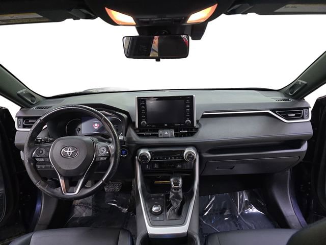 Used 2019 Toyota RAV4 XSE image 9