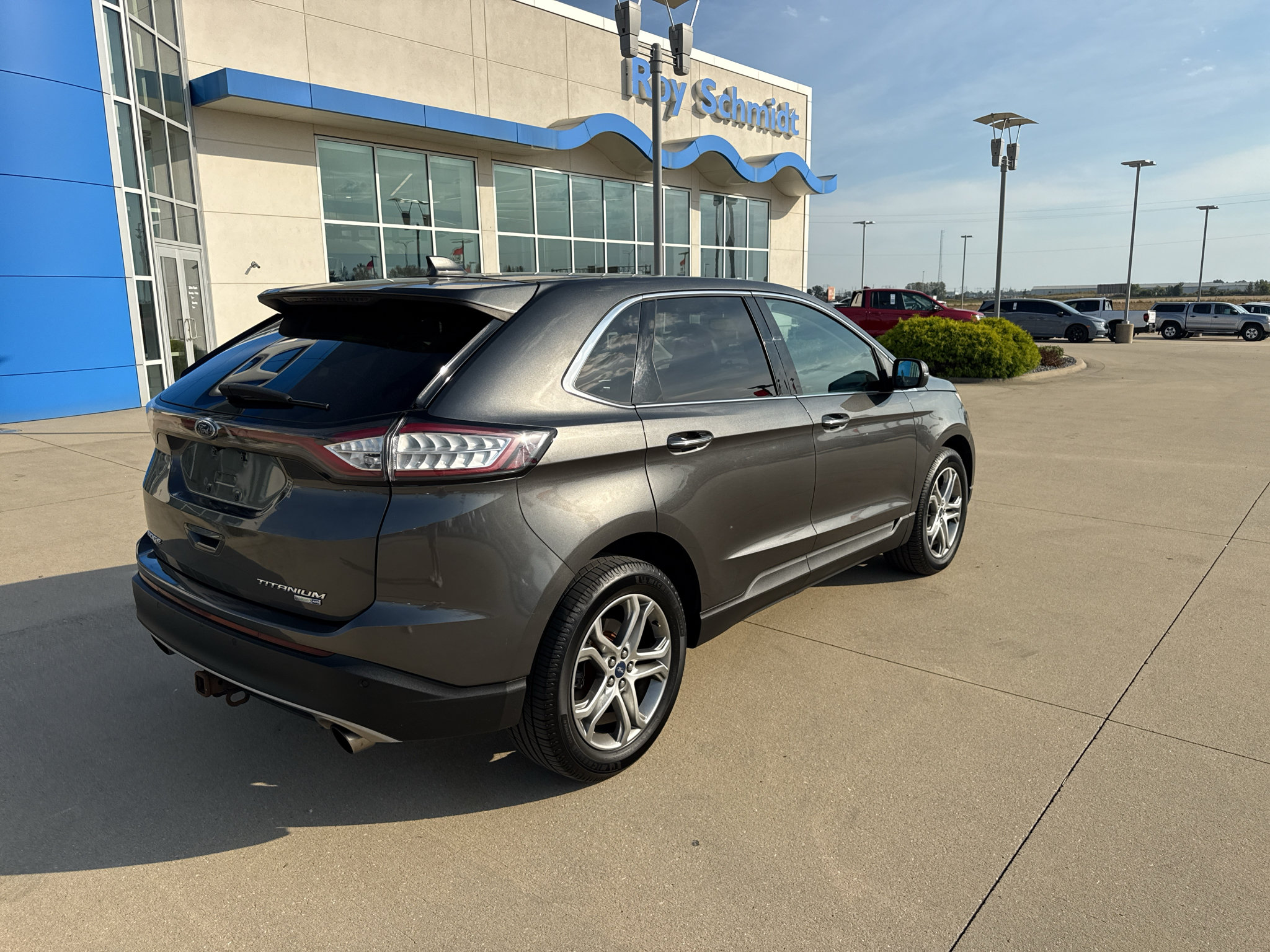 Used 2015 Ford Edge Titanium w/ Equipment Group 301A AWD/4WD image 12