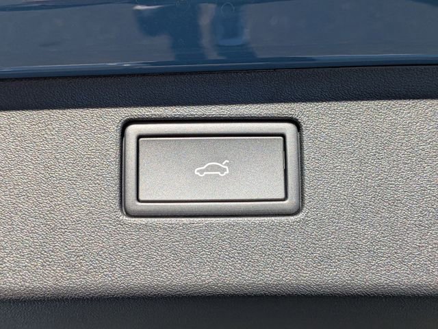 New 2026 Volkswagen Tiguan SE image 29