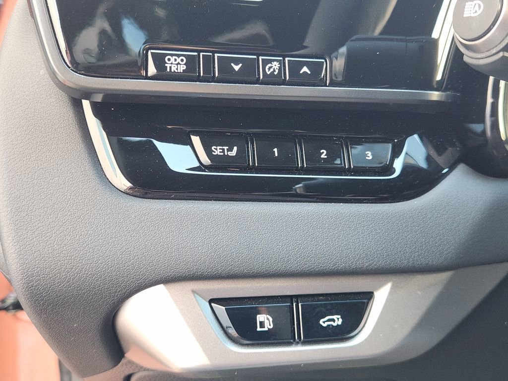 Used 2023 Lexus RX 350 Premium Plus w/ Cold Area Package FWD image 38