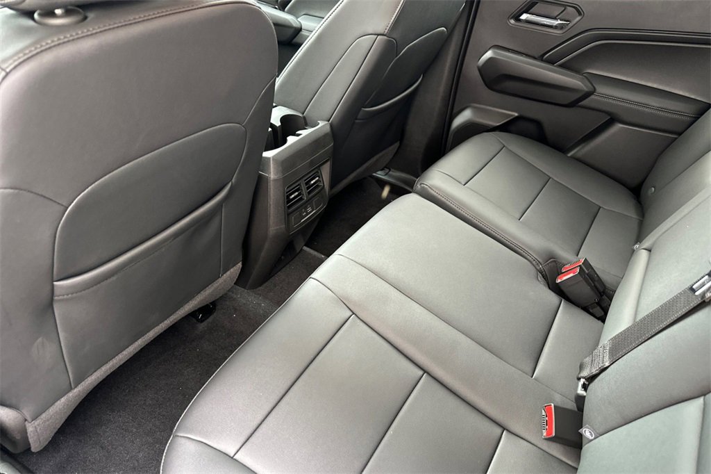 New 2025 GMC Canyon Elevation w/ Convenience Package image 10