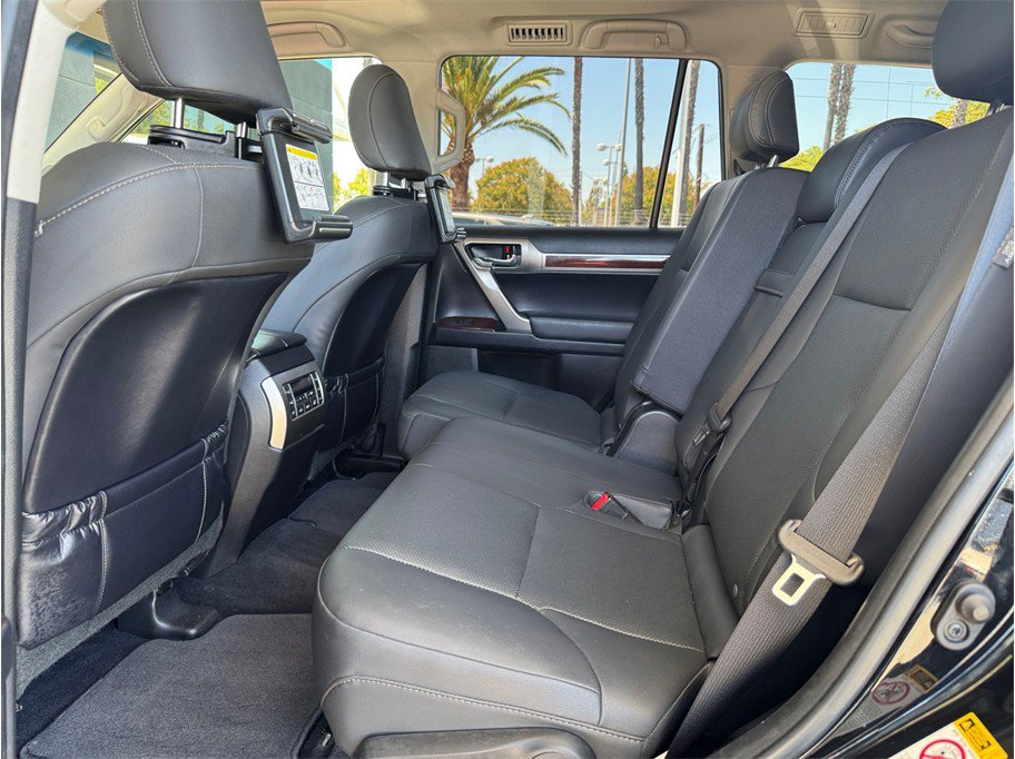 Used 2019 Lexus GX 460 AWD/4WD image 24