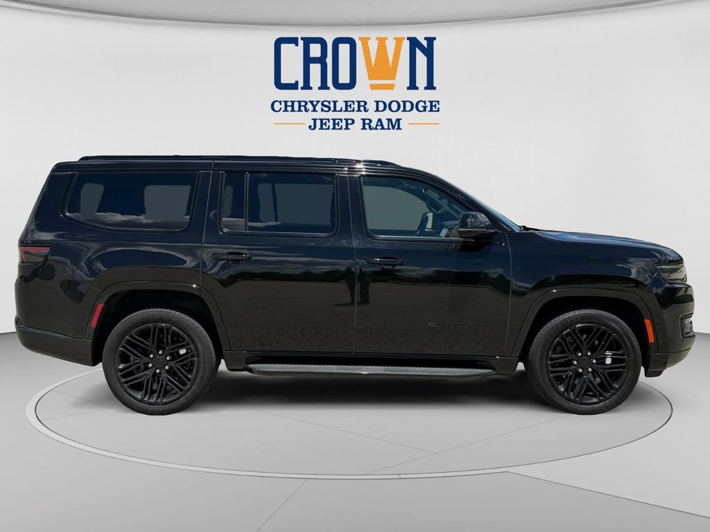 Used 2024 Jeep Wagoneer Series II AWD/4WD image 2