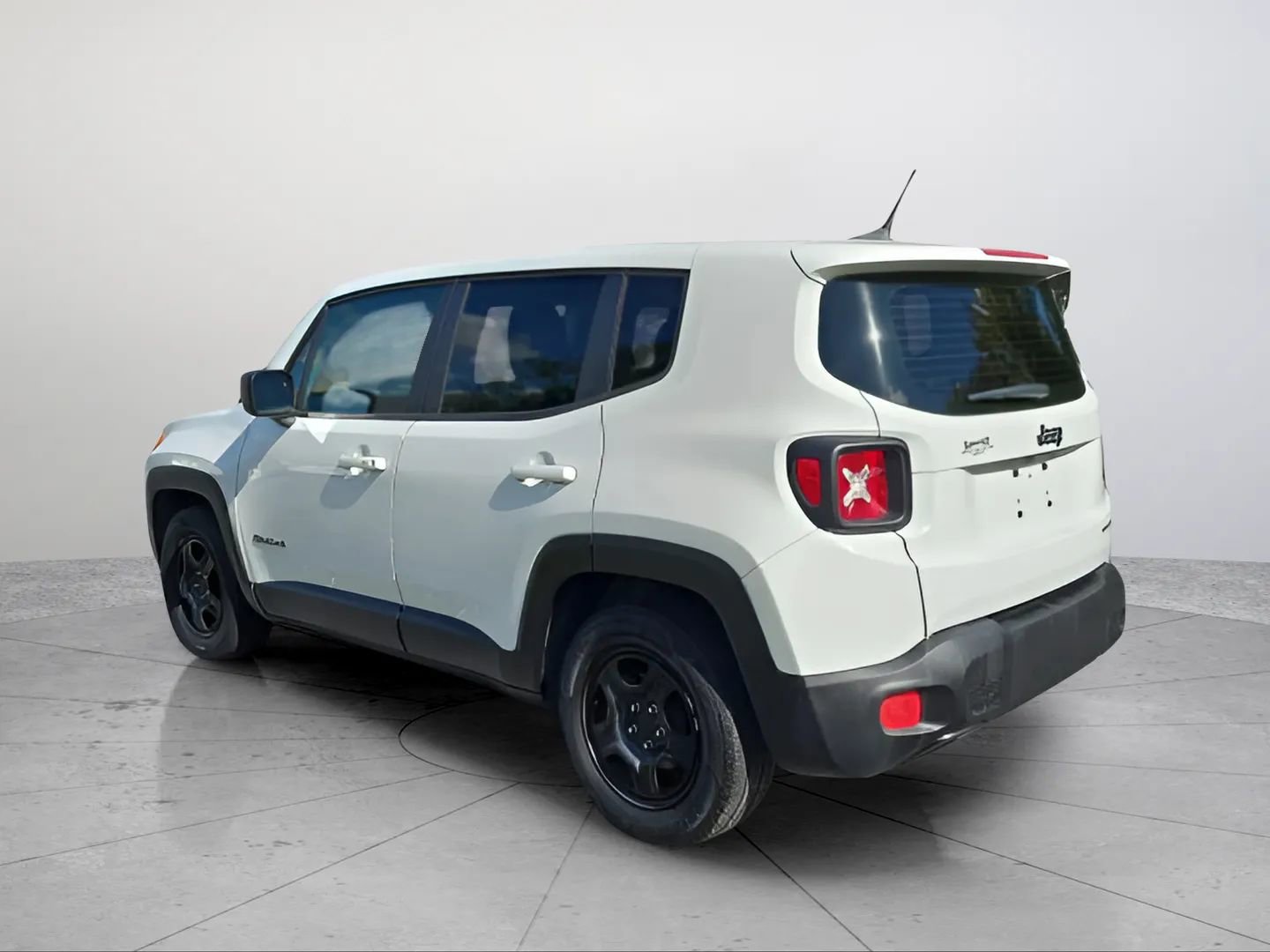 Used 2017 Jeep Renegade Sport w/ Power & Air Group image 5