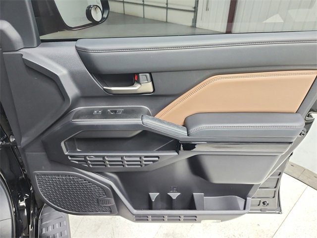 Used 2025 Toyota 4Runner Limited image 41