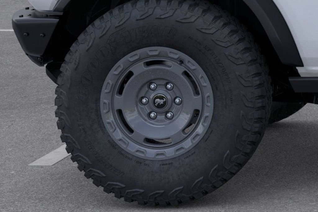 New 2025 Ford Bronco Badlands w/ Sasquatch Package AWD/4WD image 25